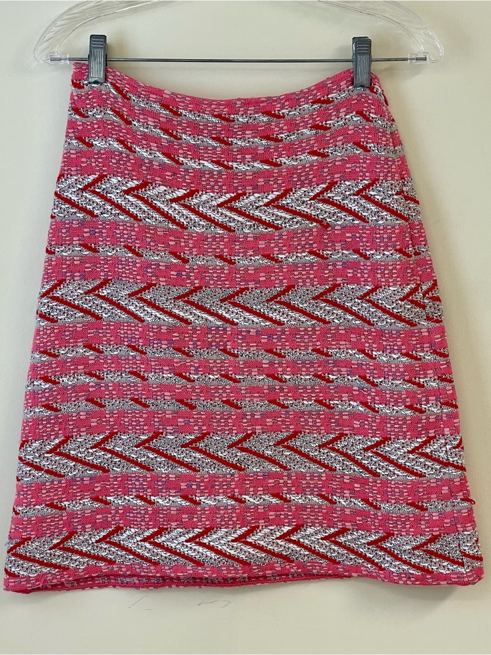 St. John Pink Textured Knit Skirt Chevron Wool Blend Size 2